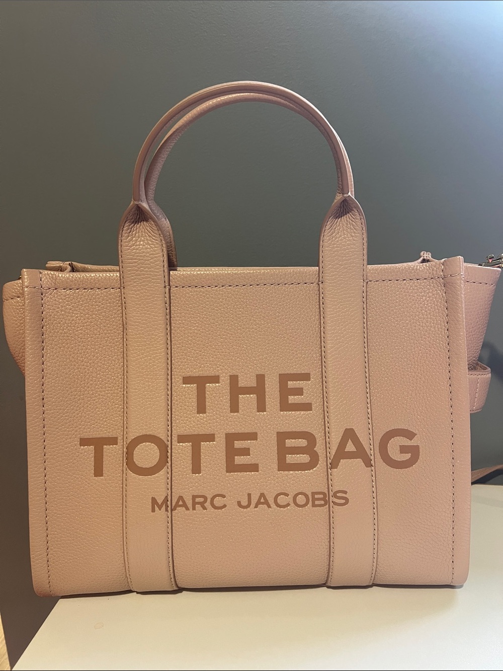Marc Jacobs The Tote Bag in Dusty Pink
